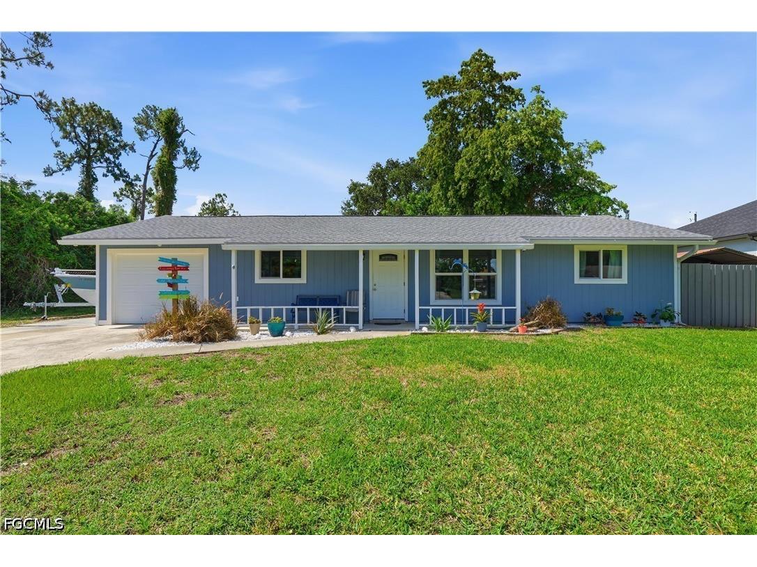 4711 4th Street W Lehigh Acres FL 33971 2026023361 image1