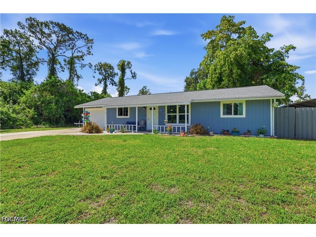4711 4th Street W Lehigh Acres FL 33971 2026023361 image3