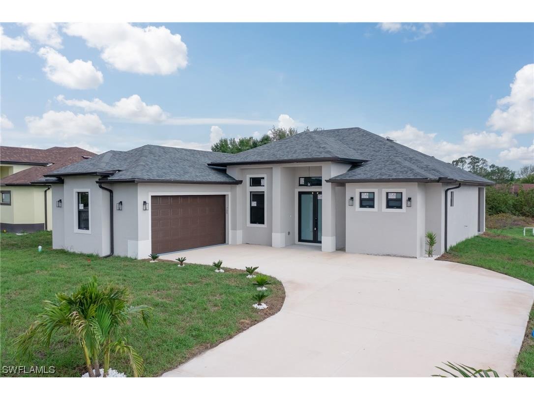 4711 6th Street W Lehigh Acres FL 33971 223025279 image1