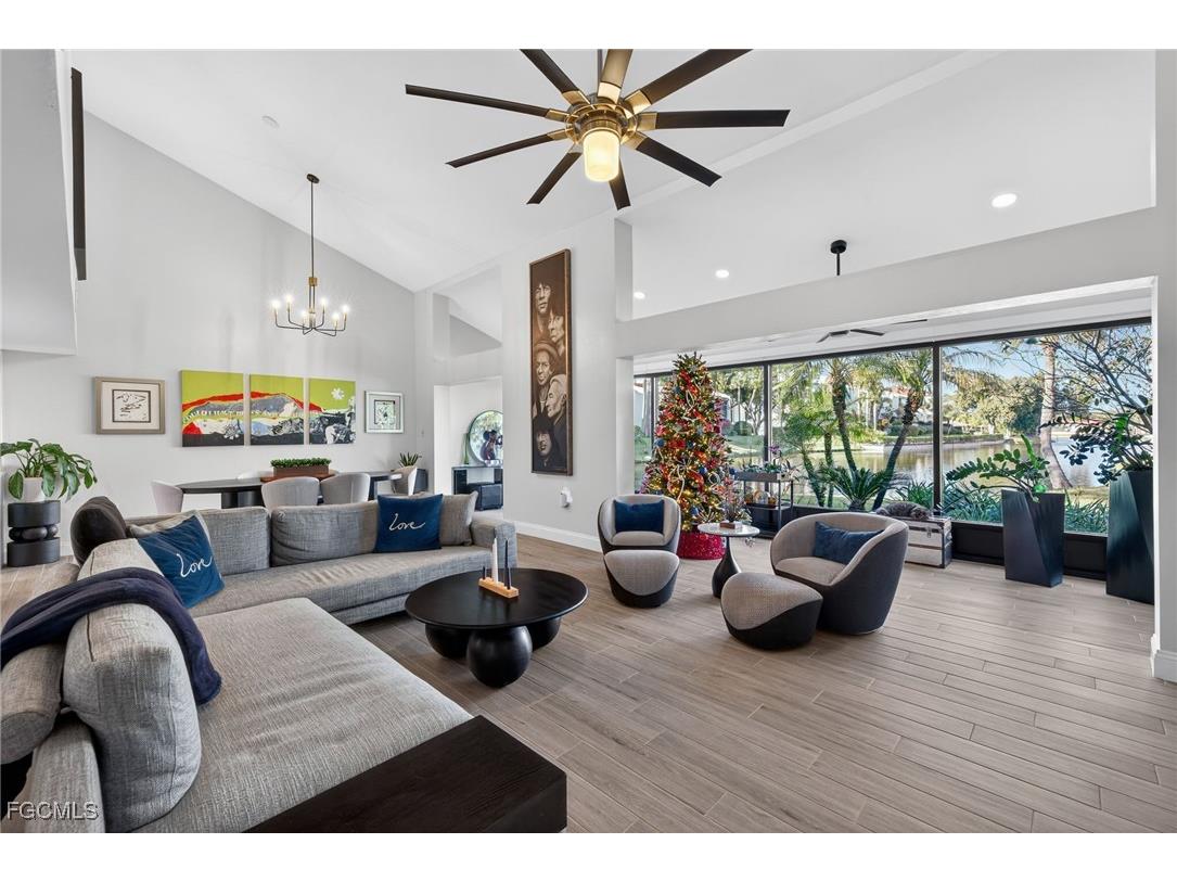 4711 S Landings Drive Fort Myers FL 33919 2025024981 image1