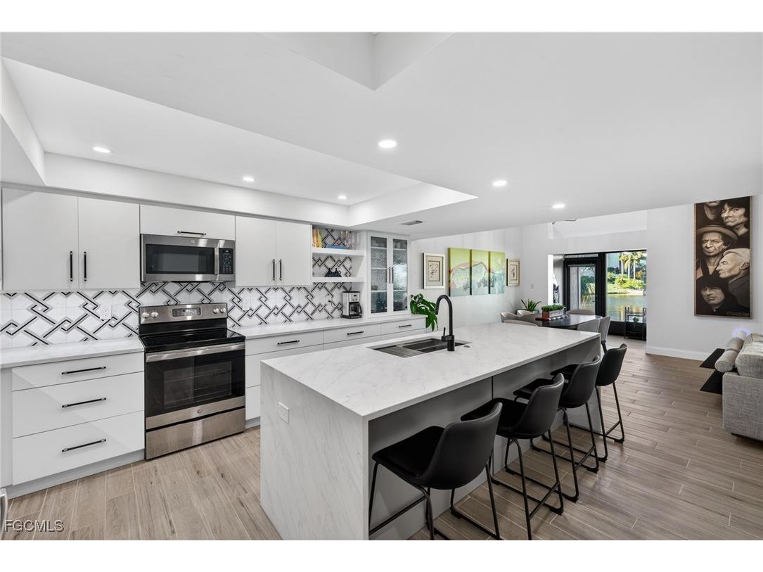 4711 S Landings Drive Fort Myers FL 33919 2025024981 image2