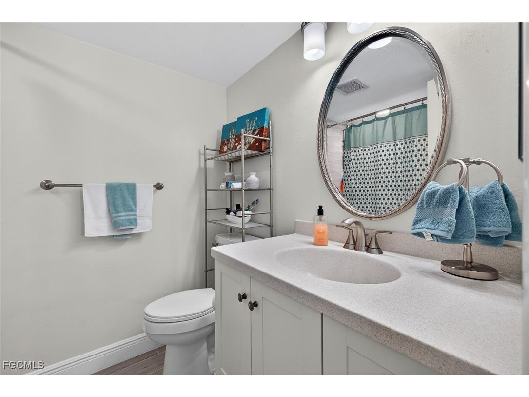 4711 S Landings Drive Fort Myers FL 33919 2025024981 image22