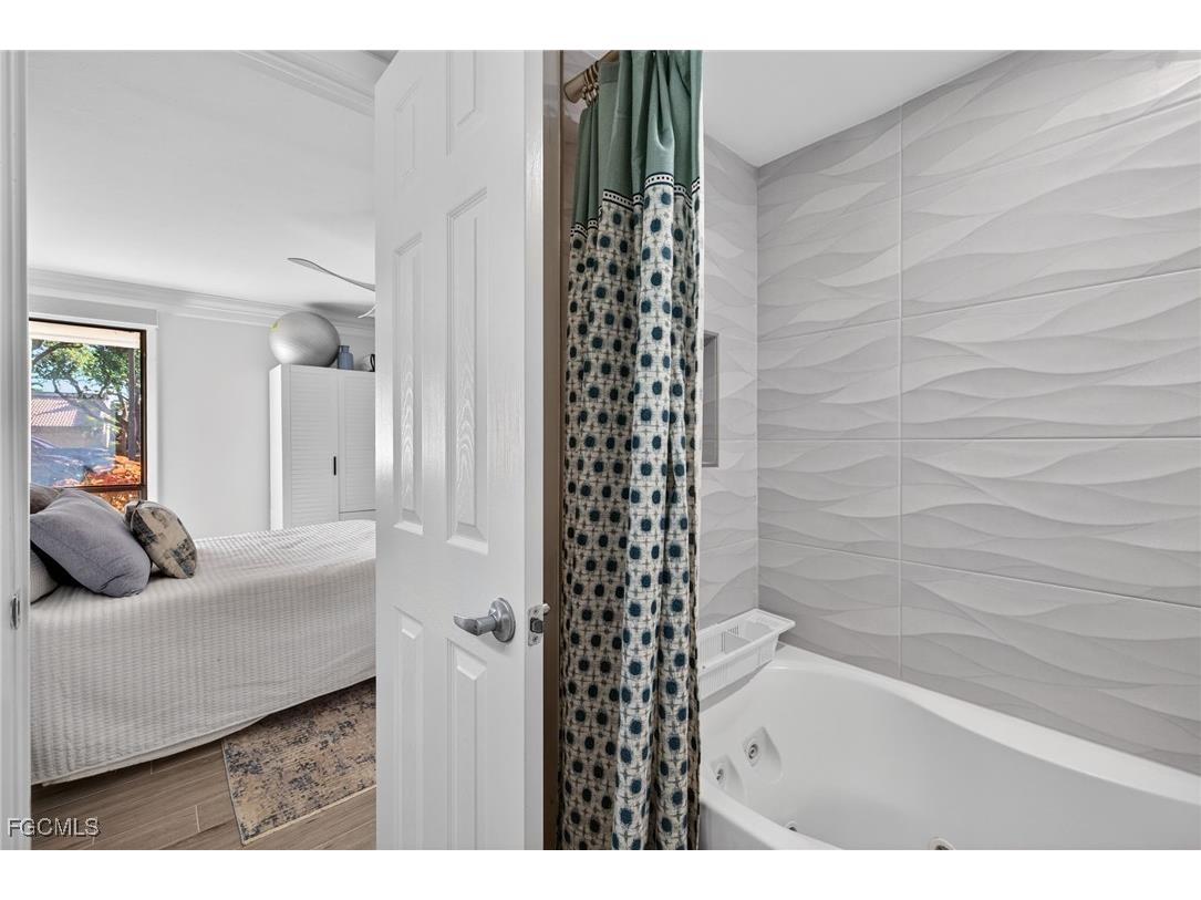 4711 S Landings Drive Fort Myers FL 33919 2025024981 image23