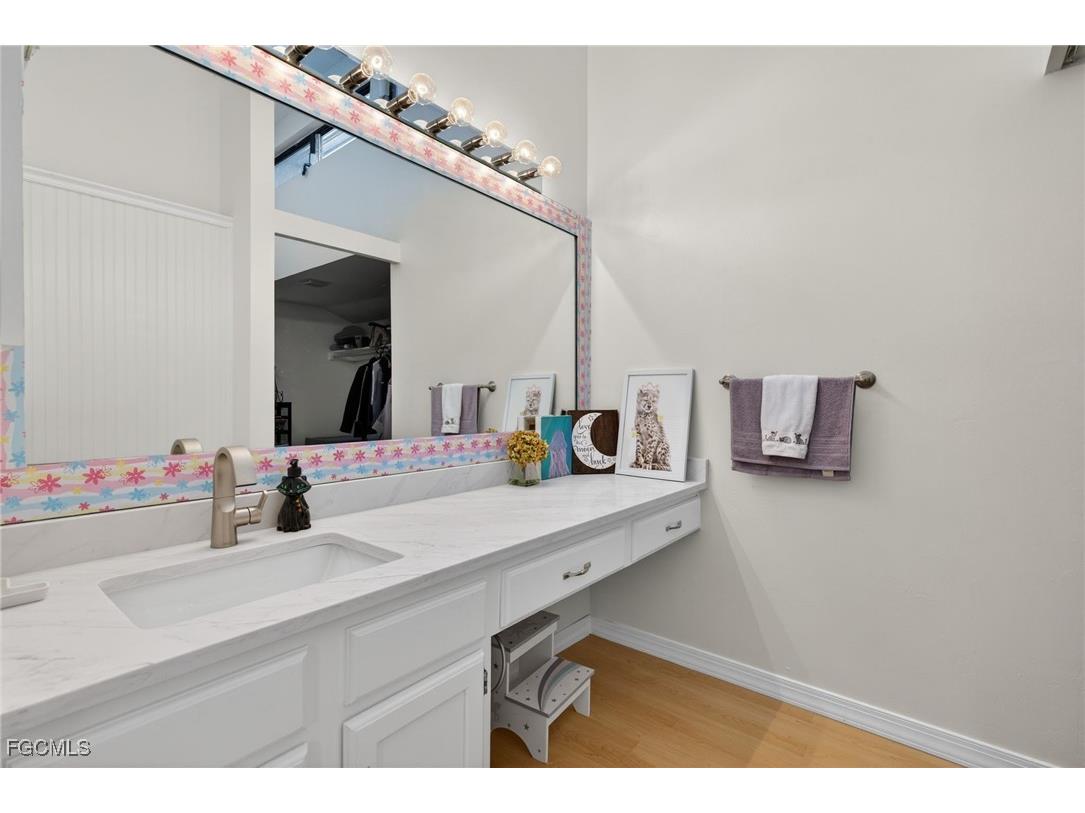 4711 S Landings Drive Fort Myers FL 33919 2025024981 image26