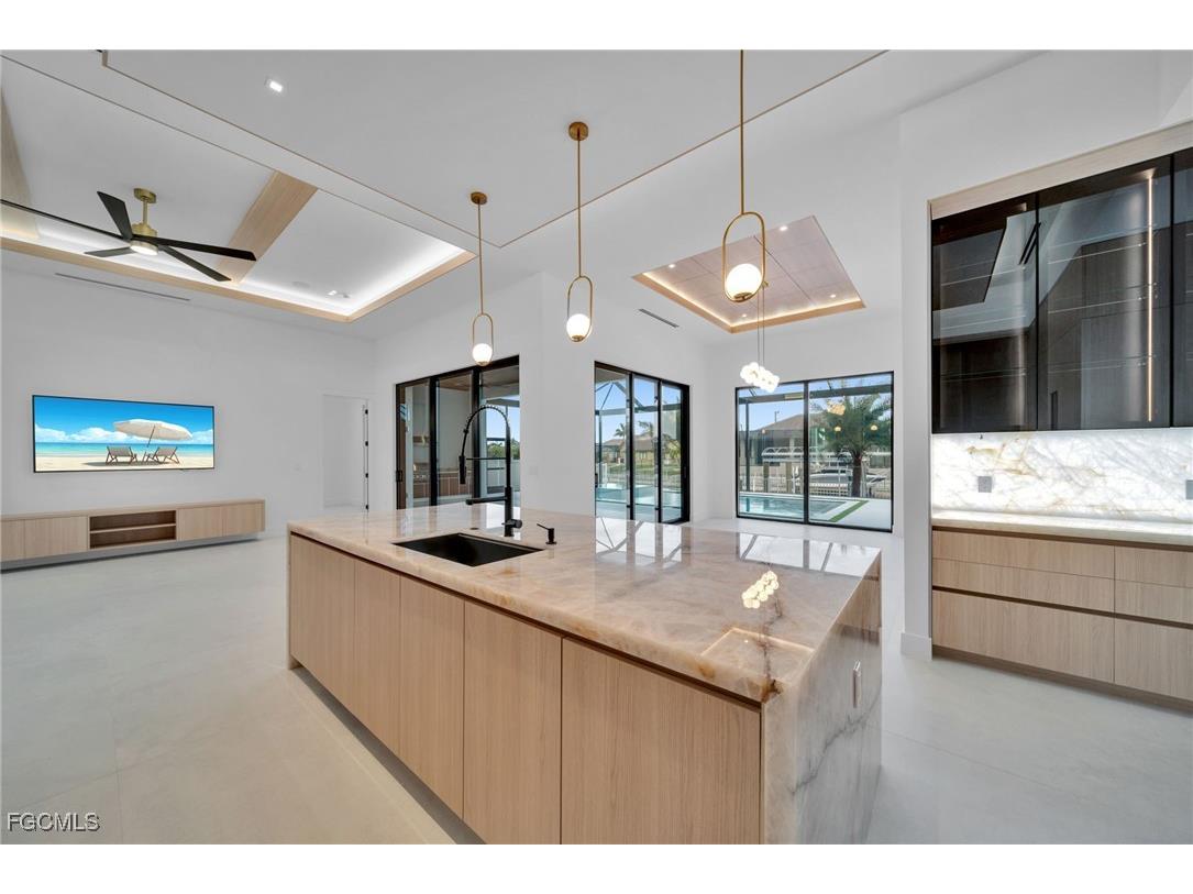 4711 SW 20th Avenue Cape Coral FL 33914 2025024911 image10