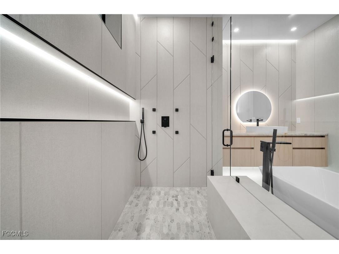 4711 SW 20th Avenue Cape Coral FL 33914 2025024911 image24