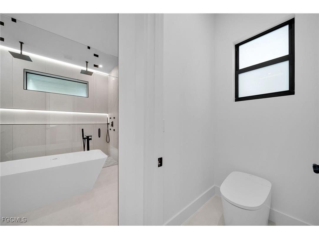 4711 SW 20th Avenue Cape Coral FL 33914 2025024911 image25