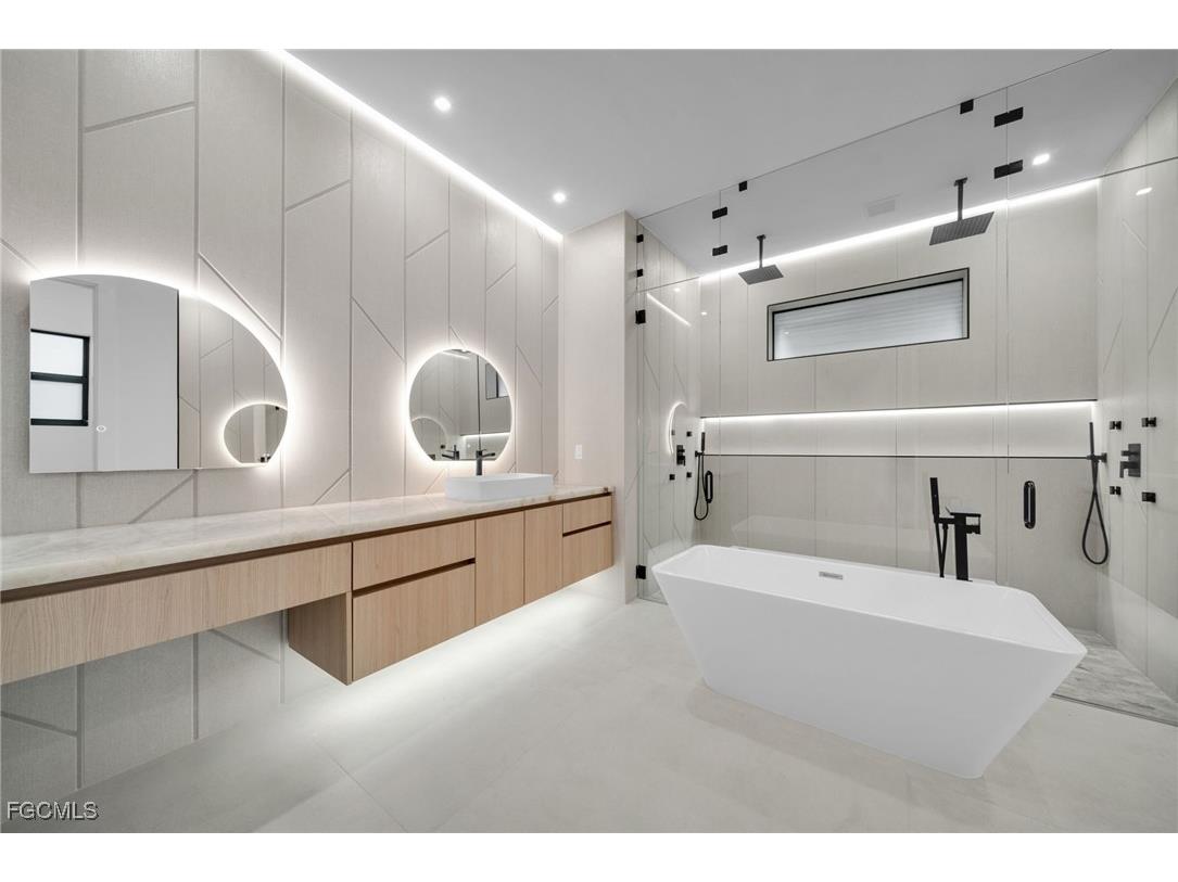 4711 SW 20th Avenue Cape Coral FL 33914 2025024911 image28