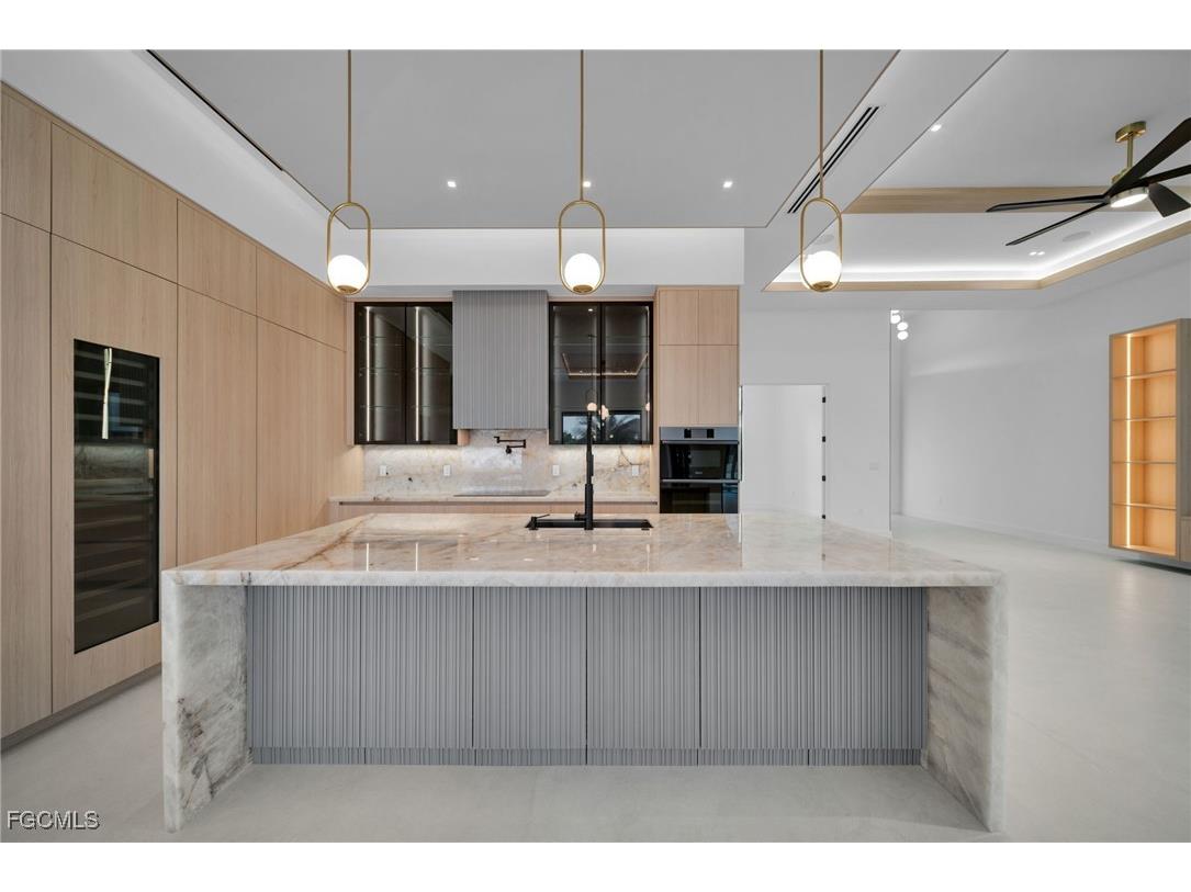 4711 SW 20th Avenue Cape Coral FL 33914 2025024911 image7