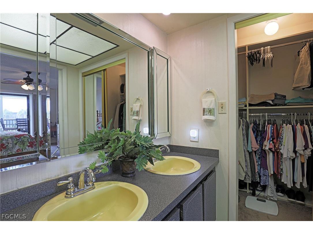 4711 Santa Barbara Boulevard #4 Cape Coral FL 33914 2026011676 image10