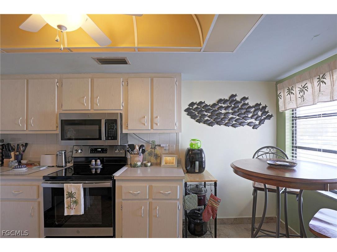4711 Santa Barbara Boulevard #4 Cape Coral FL 33914 2026011676 image7