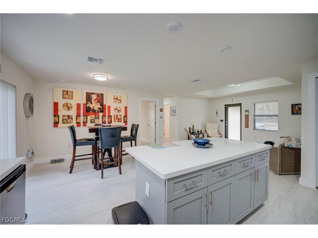 4712 3rd Street W Lehigh Acres FL 33971 2026012628 image6