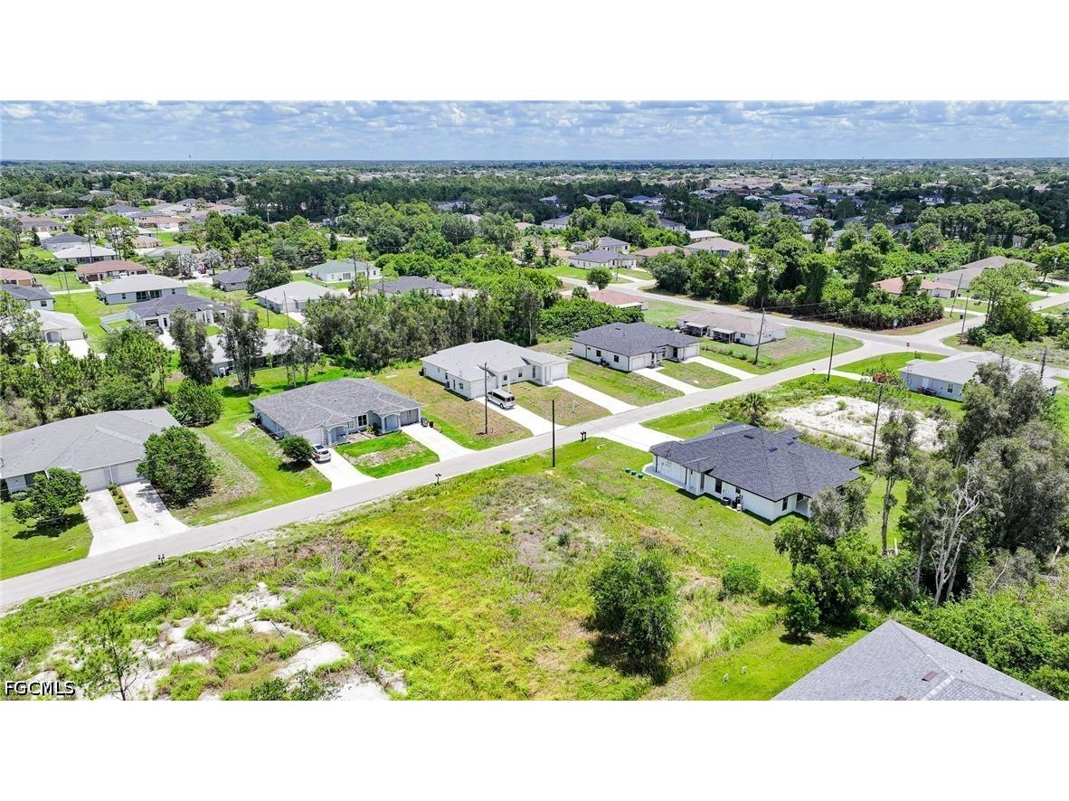 4713/4715 27th Street SW Lehigh Acres FL 33973 2026023312 image6