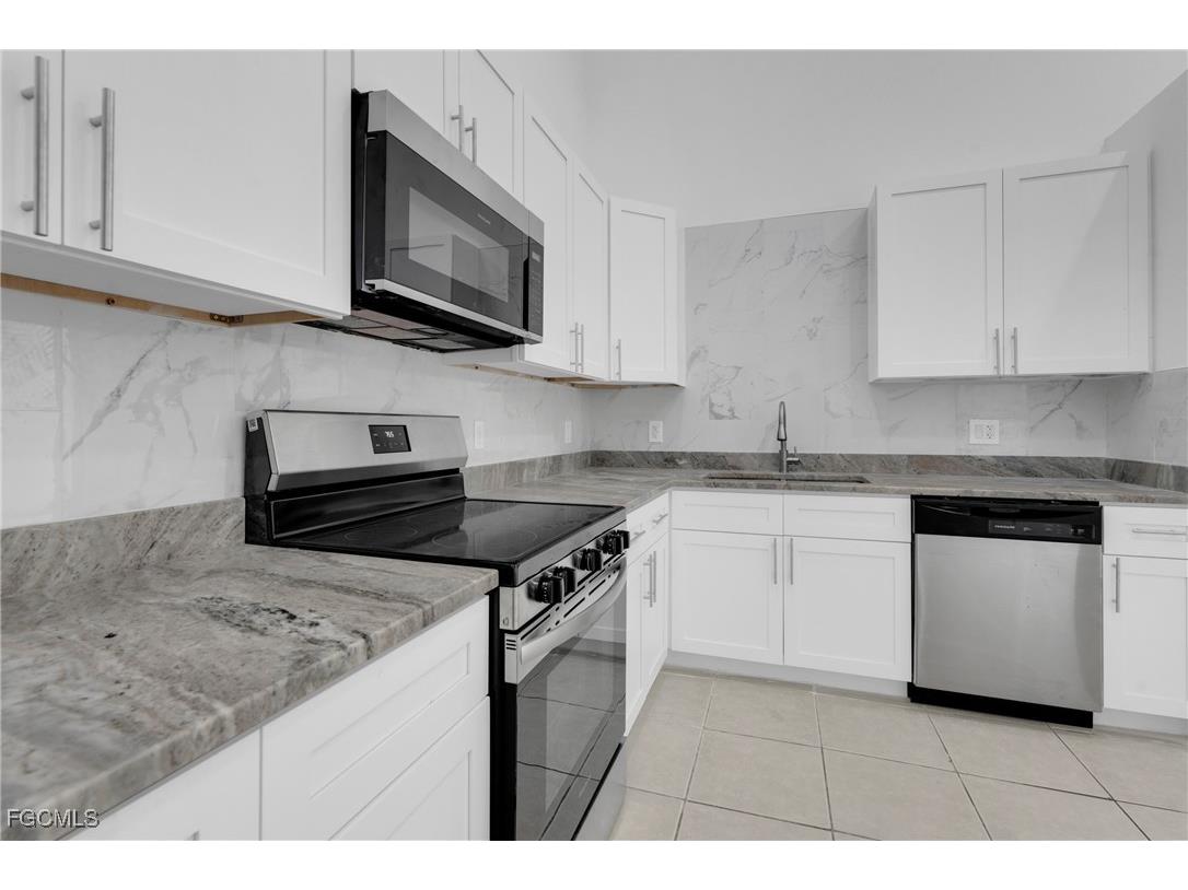4713/4715 28th Street SW Lehigh Acres FL 33973 2026002722 image17
