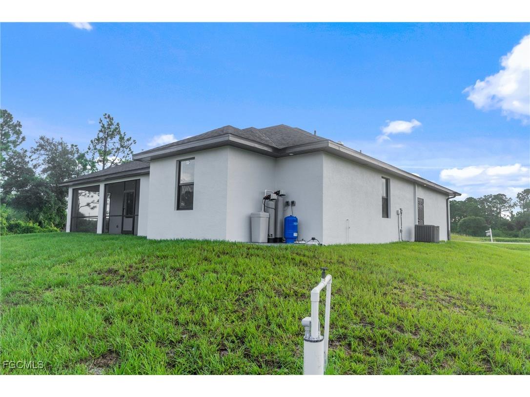 4713 4th Street W Lehigh Acres FL 33971 2025005824 image41