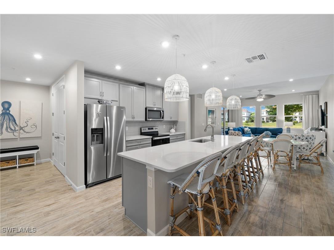 4713 Arboretum Circle #102 Naples FL 34112 225076978 image1