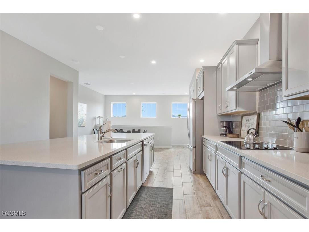 4713 Arboretum Circle #202 Naples FL 34112 2025005996 image7