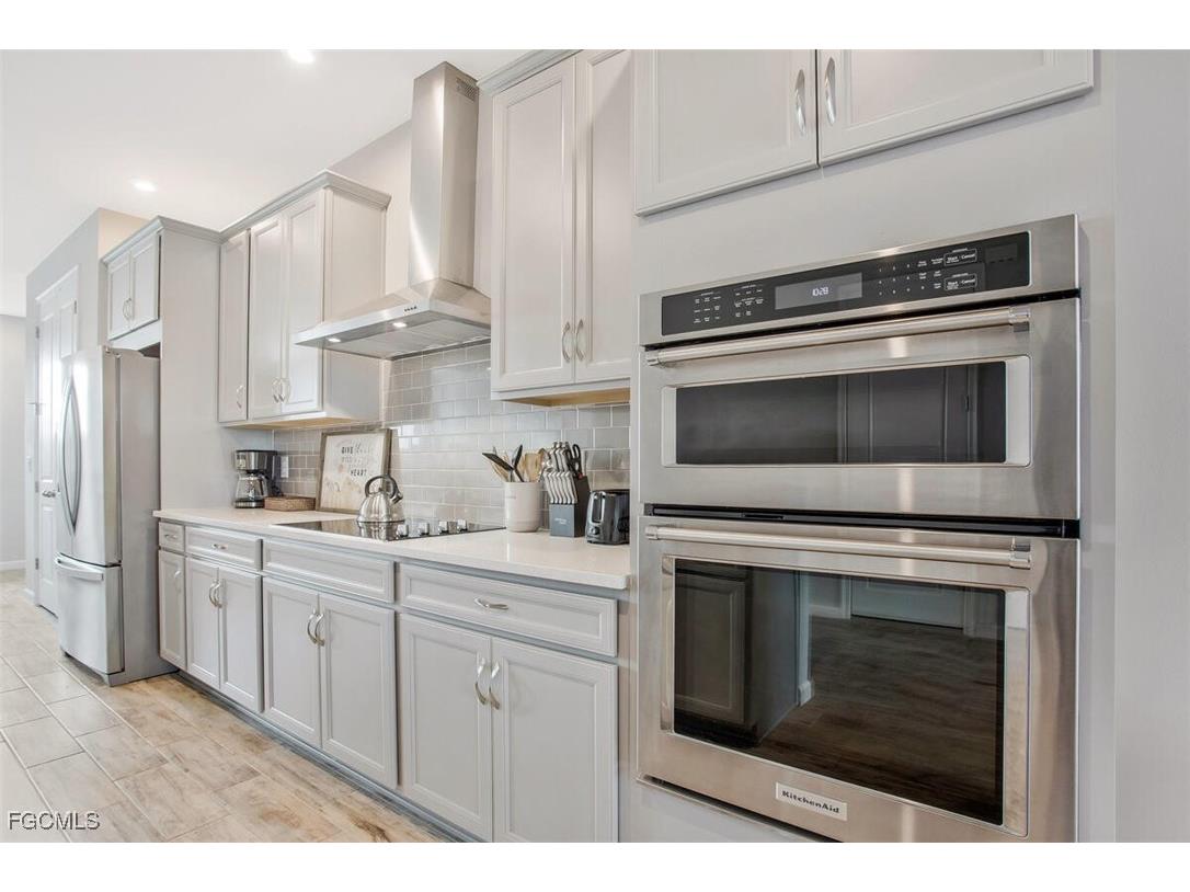 4713 Arboretum Circle #202 Naples FL 34112 2025005996 image8