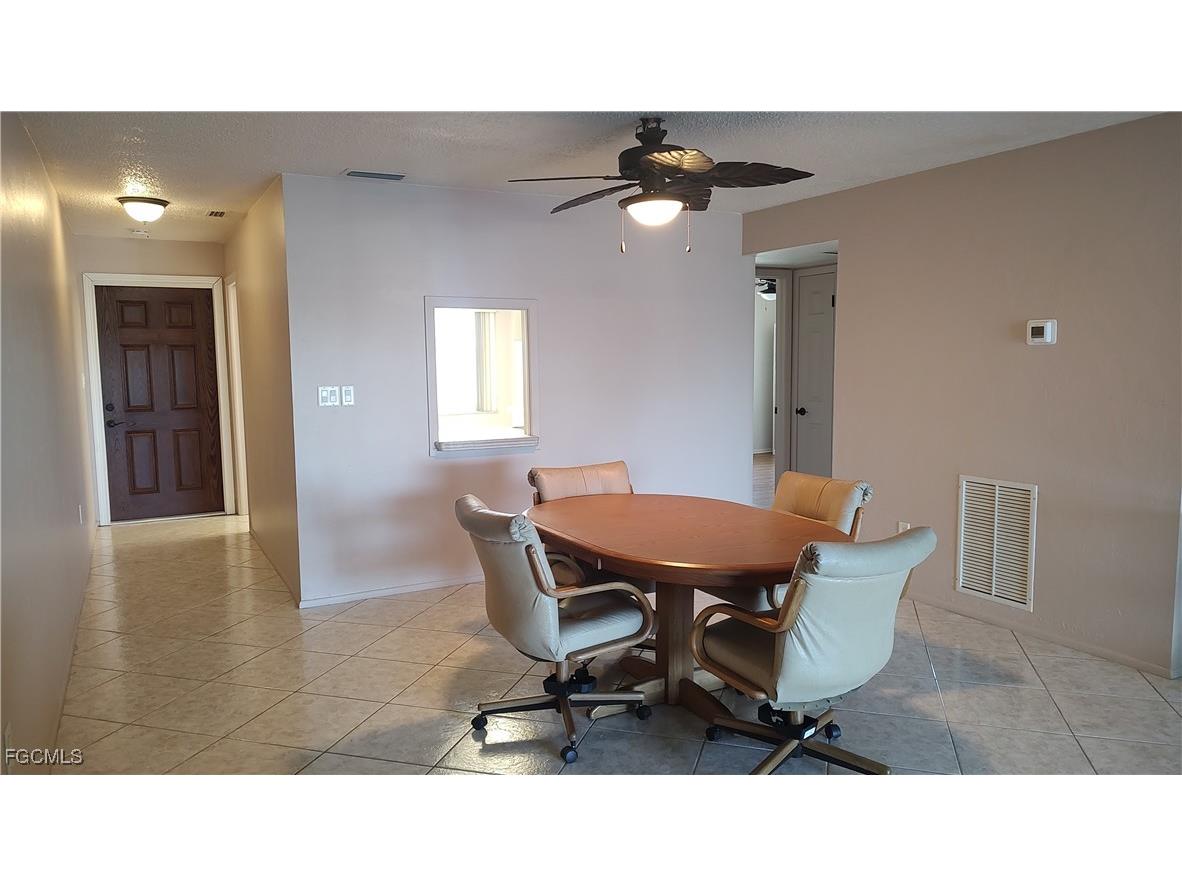 4713 Santa Barbara Boulevard #E-3 Cape Coral FL 33914 2025021379 image4