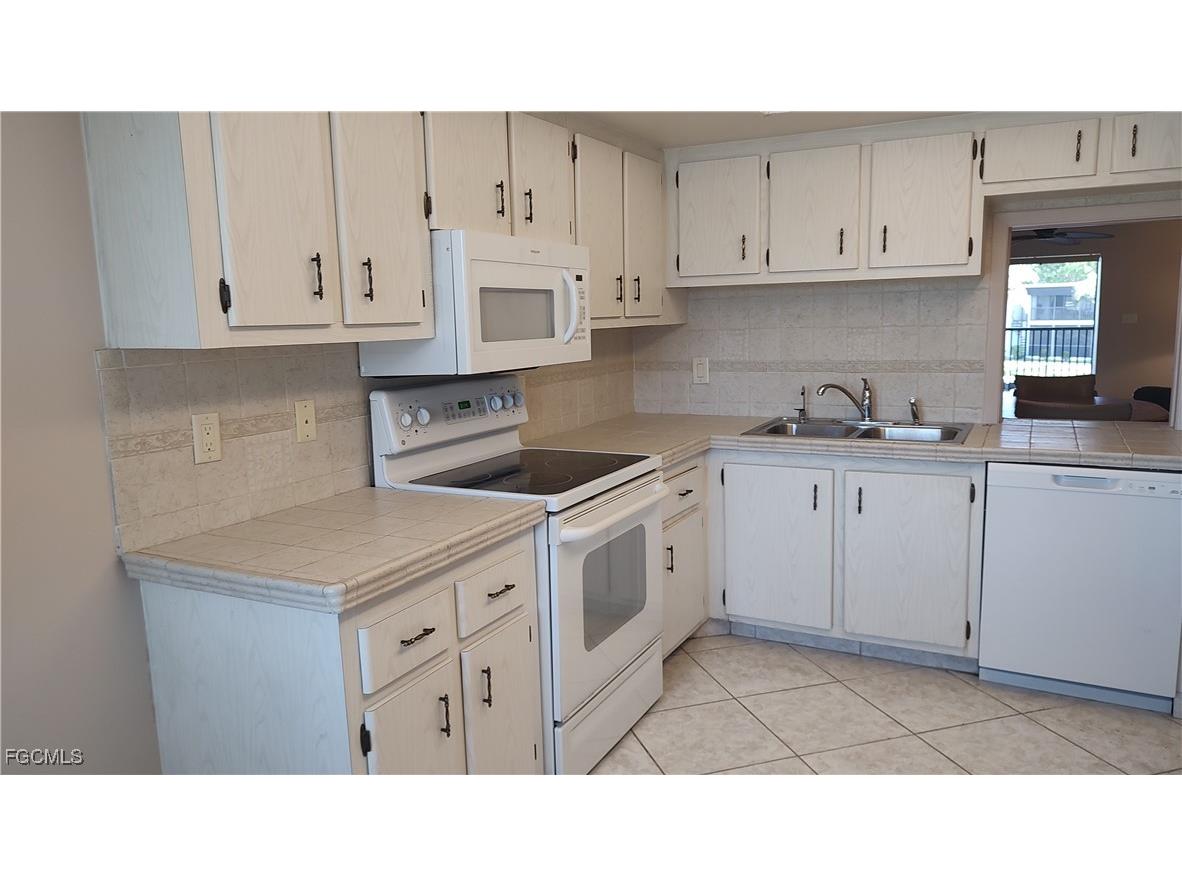 4713 Santa Barbara Boulevard #E-3 Cape Coral FL 33914 2025021379 image7