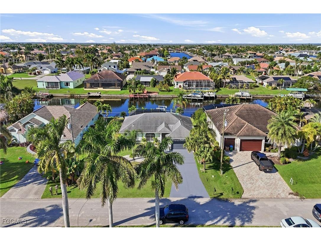 4714 SW 24th Place Cape Coral FL 33914 2025025112 image2