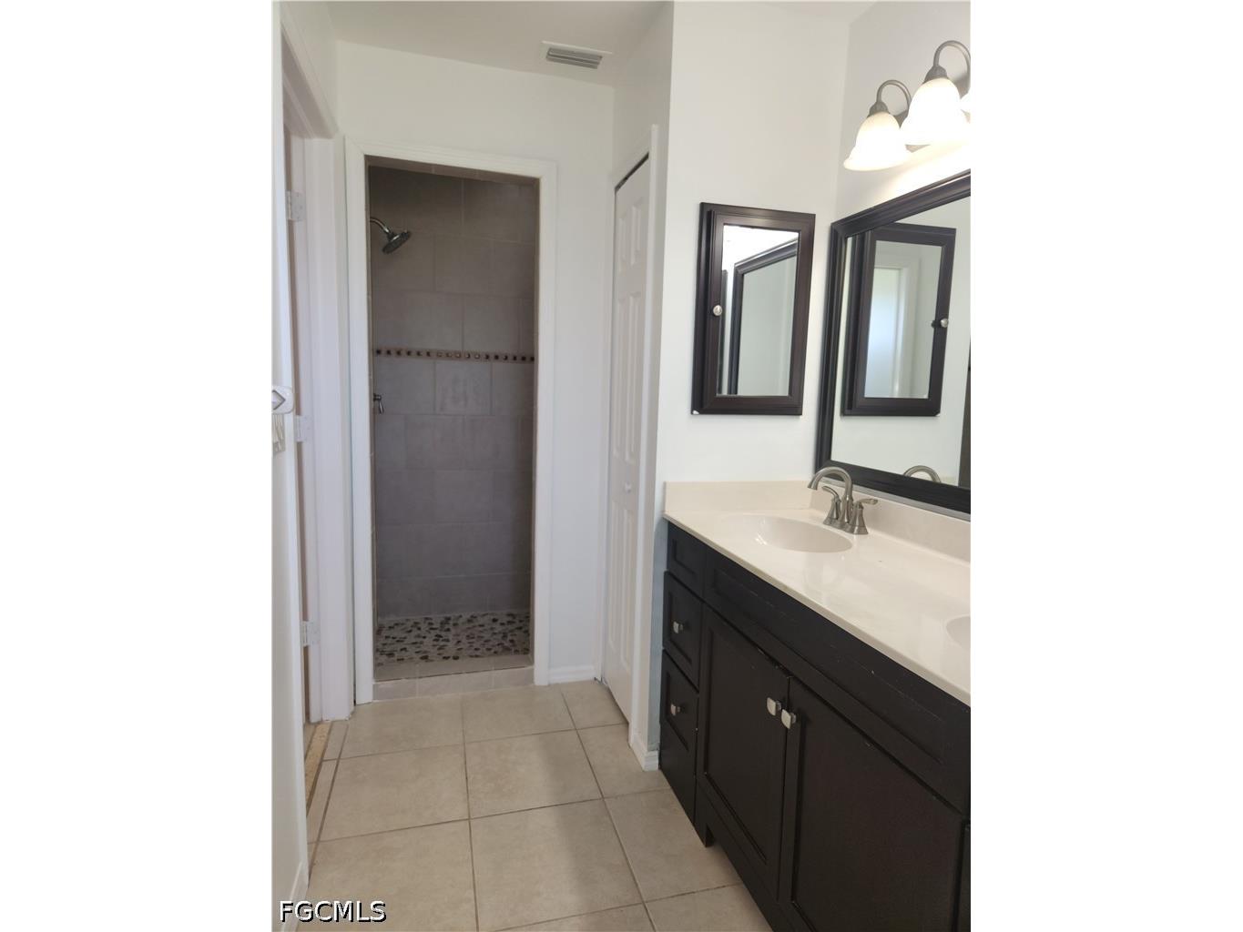 4714 Skyline Boulevard Cape Coral FL 33914 2026020932 image19