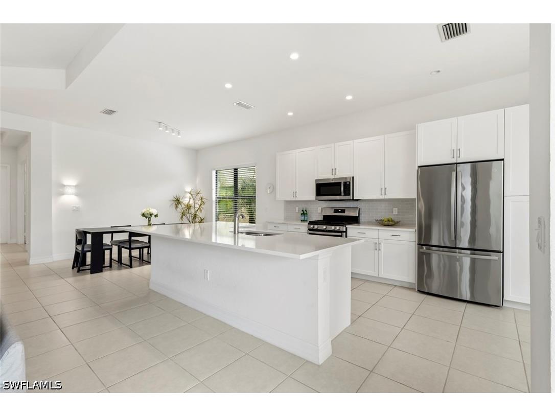 4715 Kensington Circle Naples FL 34119 226019910 image6