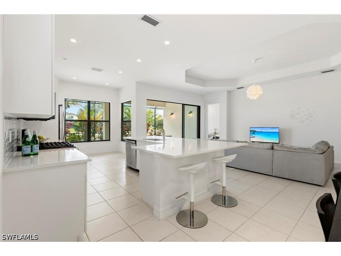 4715 Kensington Circle Naples FL 34119 226019910 image8