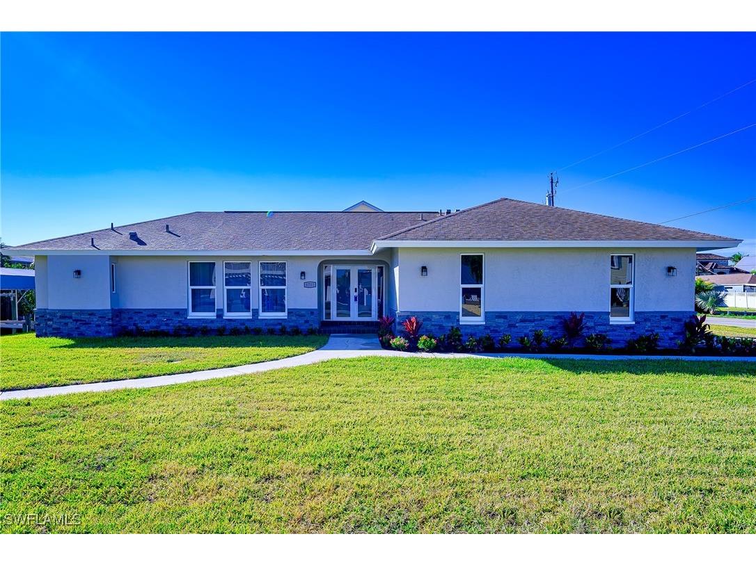 4715 Swordfish Street Bonita Springs FL 34134 225052377 image1