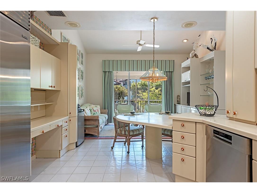 4715 Villa Mare Lane #26-16 Naples FL 34103 226005922 image5