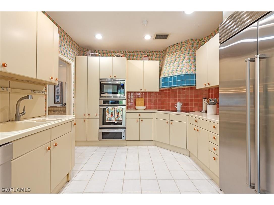 4715 Villa Mare Lane #26-16 Naples FL 34103 226005922 image6