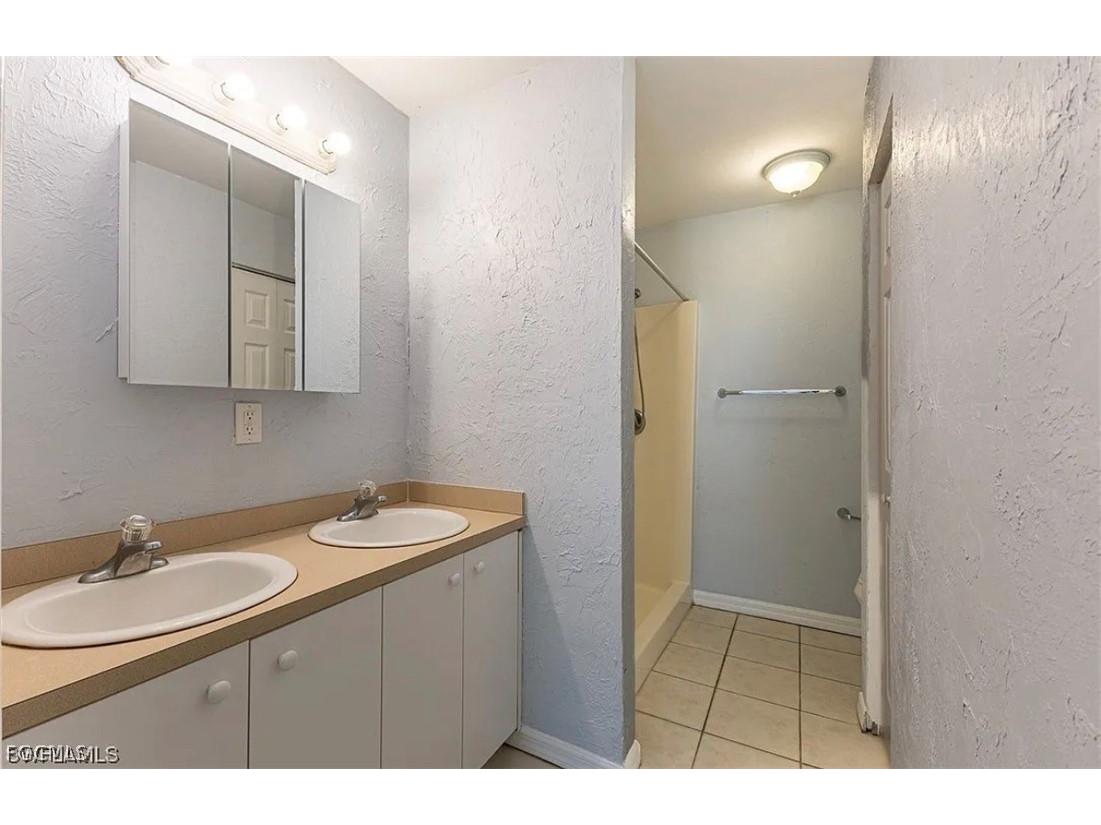 4716 1st Street SW Lehigh Acres FL 33973 2026009618 image9