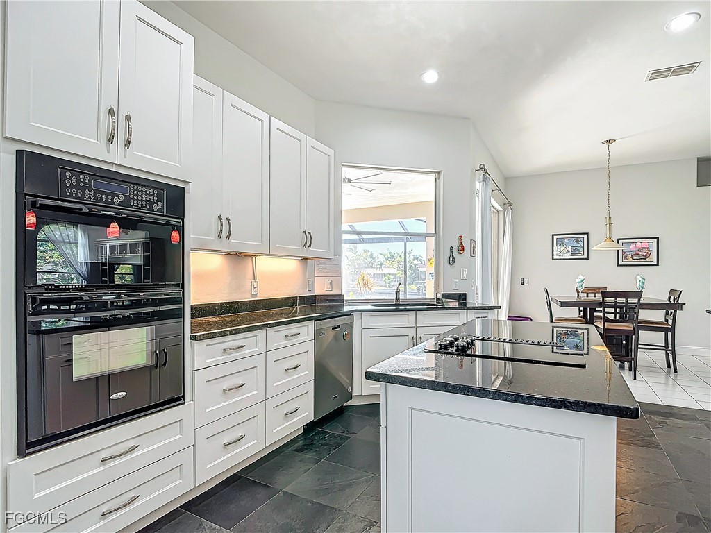 4716 SW 22nd Place Cape Coral FL 33914 2025020676 image13