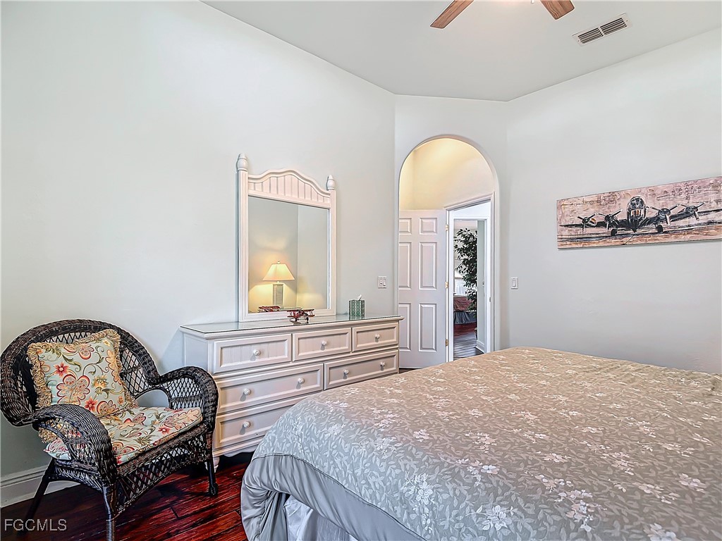 4716 SW 22nd Place Cape Coral FL 33914 2025020676 image24