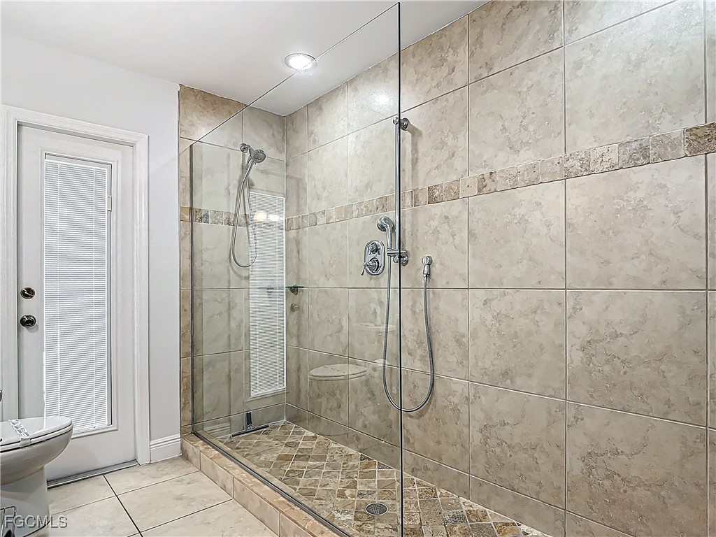 4716 SW 22nd Place Cape Coral FL 33914 2025020676 image34