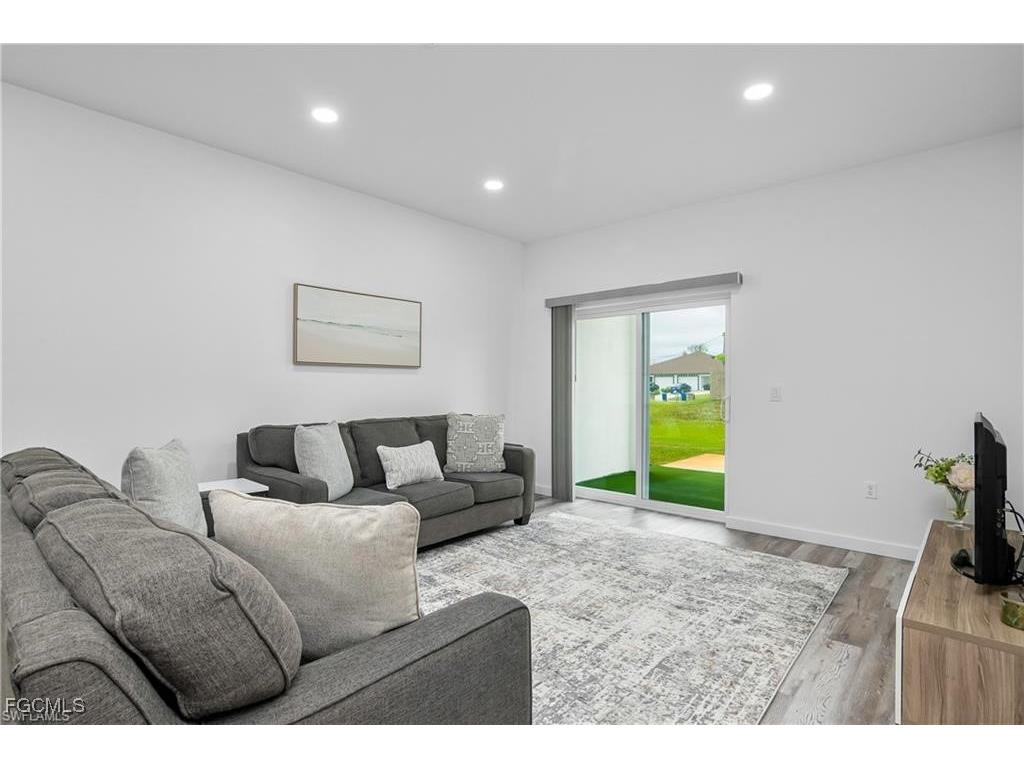 4717-4719 25th Street SW Lehigh Acres FL 33973 2025014188 image7