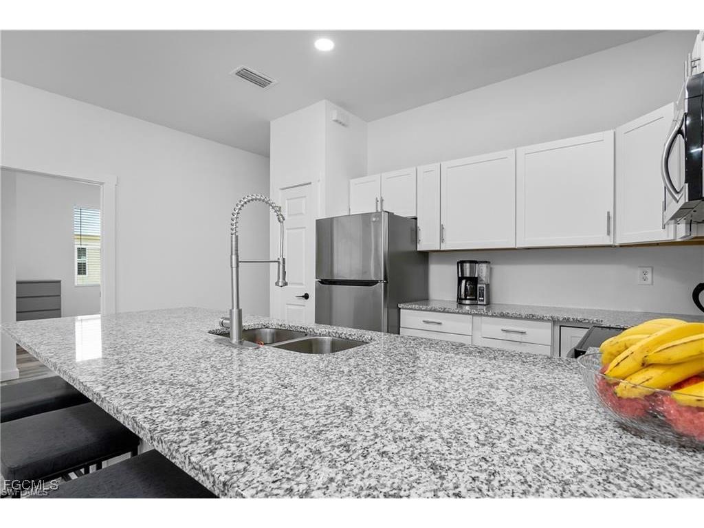 4717-4719 25th Street SW Lehigh Acres FL 33973 2025014188 image9