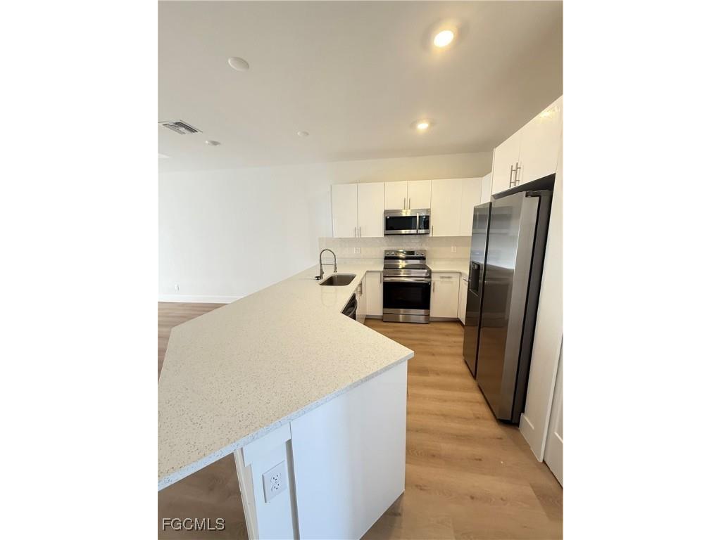 4717/4719 28th Street SW Lehigh Acres FL 33973 2025025562 image4