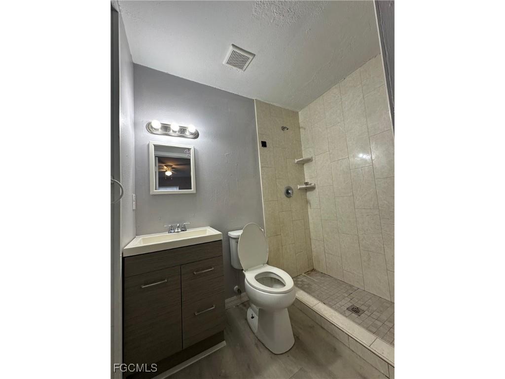 4717 Douglas Lane Lehigh Acres FL 33973 2025017390 image10