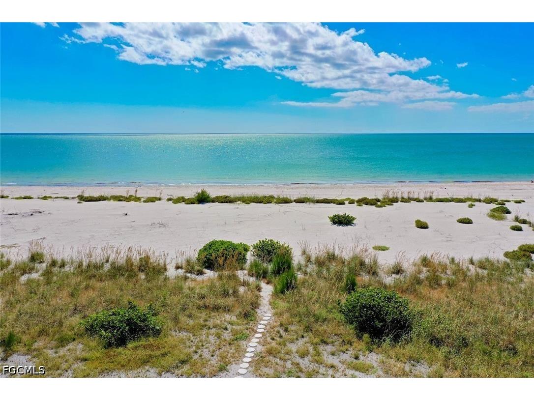 4717 Rue Belle Mer Sanibel FL 33957 2026026563 image24