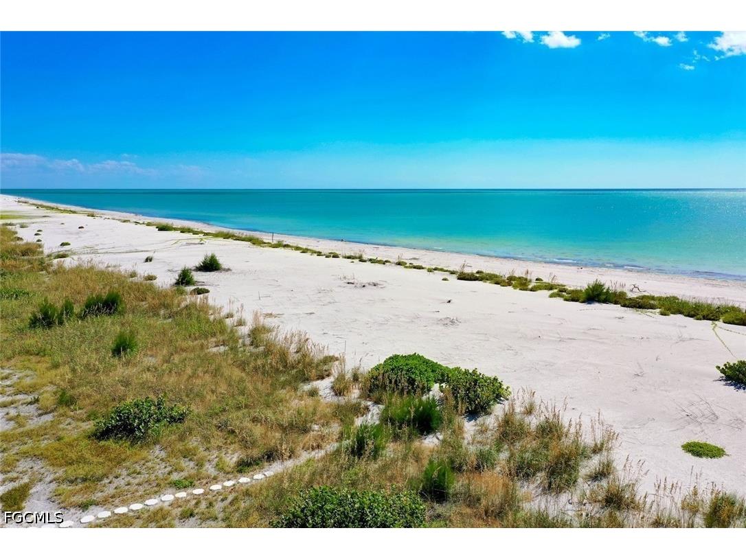 4717 Rue Belle Mer Sanibel FL 33957 2026026563 image26
