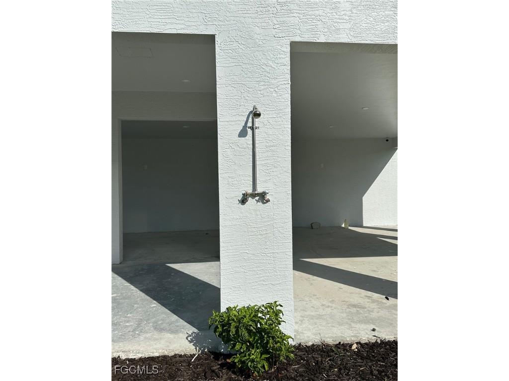 4717 Spring Creek Drive Bonita Springs FL 34134 2025023397 image8