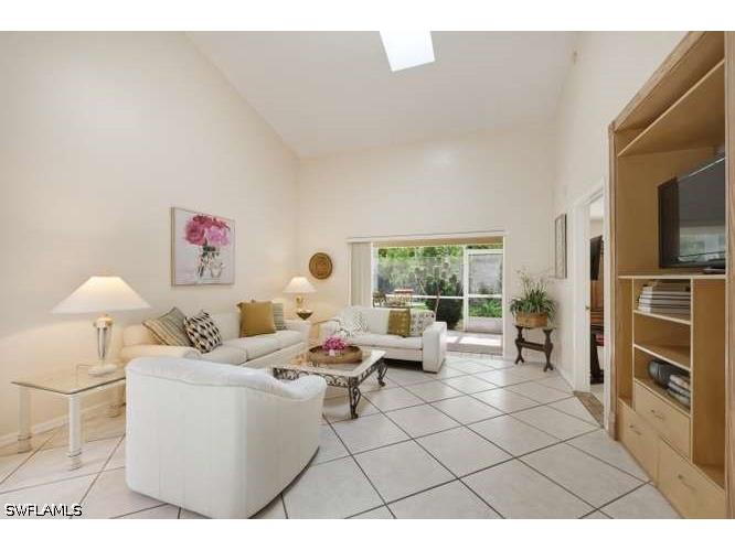 4718 Via Carmen Naples FL 34105 226019509 image10