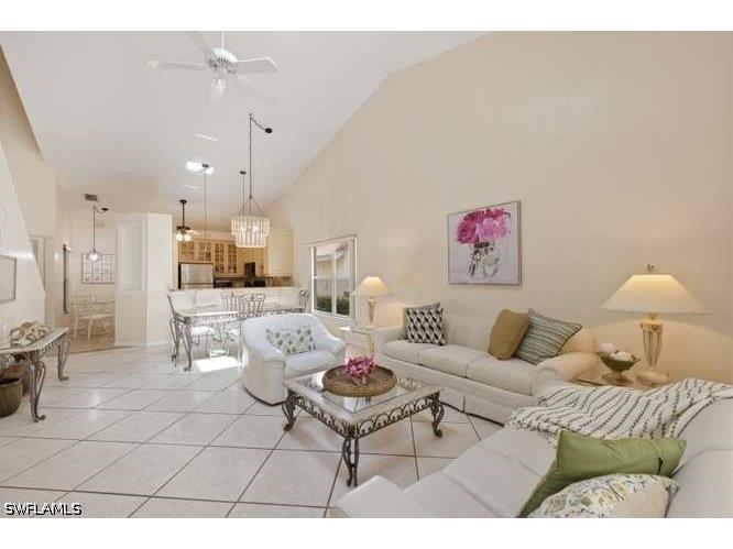4718 Via Carmen Naples FL 34105 226019509 image2