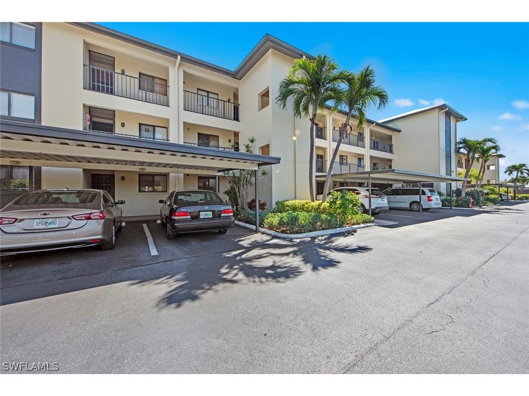 4719 SE 17th Place #102 Cape Coral FL 33904 223011094 image1