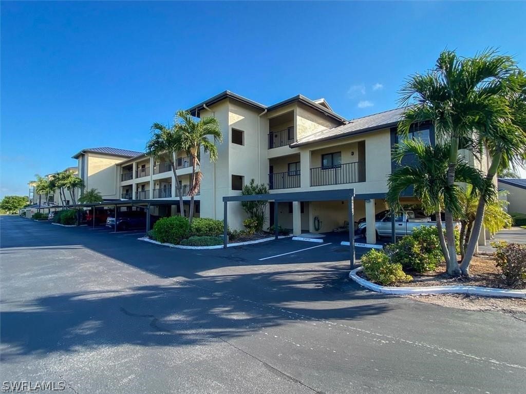 4719 SE 17th Place #105 Cape Coral FL 33904 224052084 image1