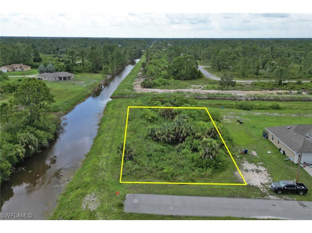 472 Genoa Avenue S Lehigh Acres FL 33974 223059418 image1