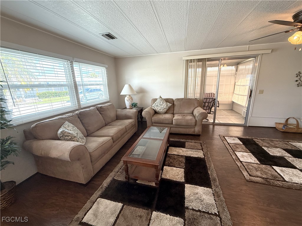 472 Nicklaus Boulevard North Fort Myers FL 33903 2025016386 image13