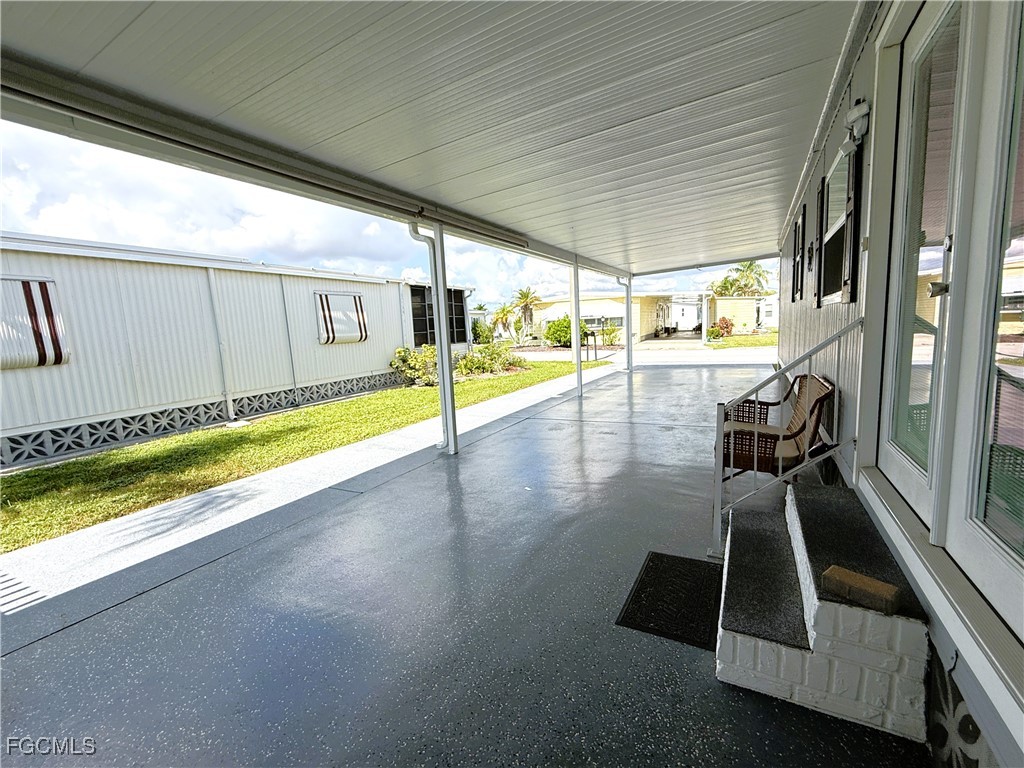 472 Nicklaus Boulevard North Fort Myers FL 33903 2025016386 image32