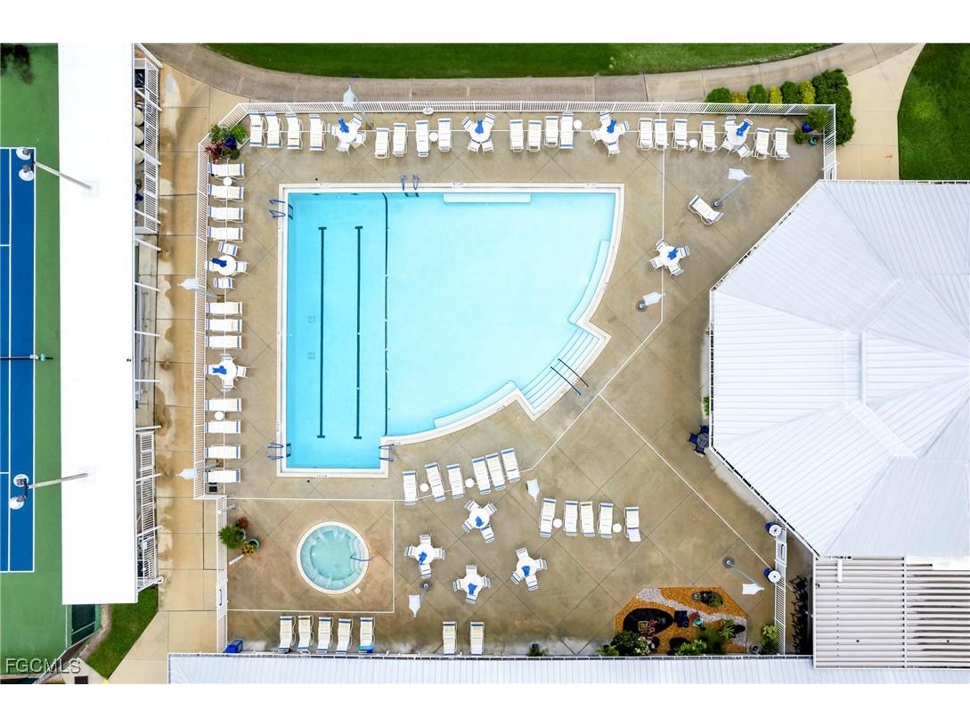 472 Nicklaus Boulevard North Fort Myers FL 33903 2025016386 image37